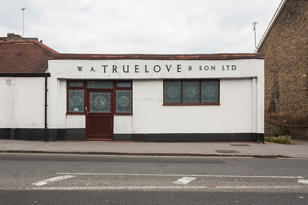 London LOOP - Tudor Prisăcariu